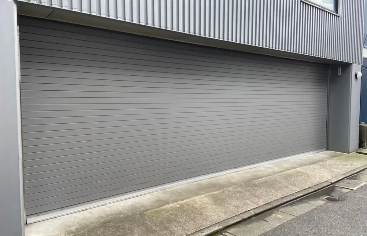 手動シャッターを電動化する工事のイメージ